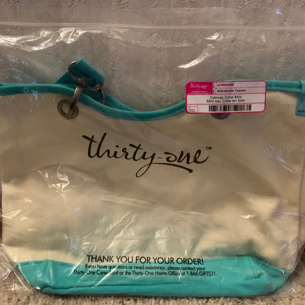 Thirty-One ⭐️ Canvas Crew Mini